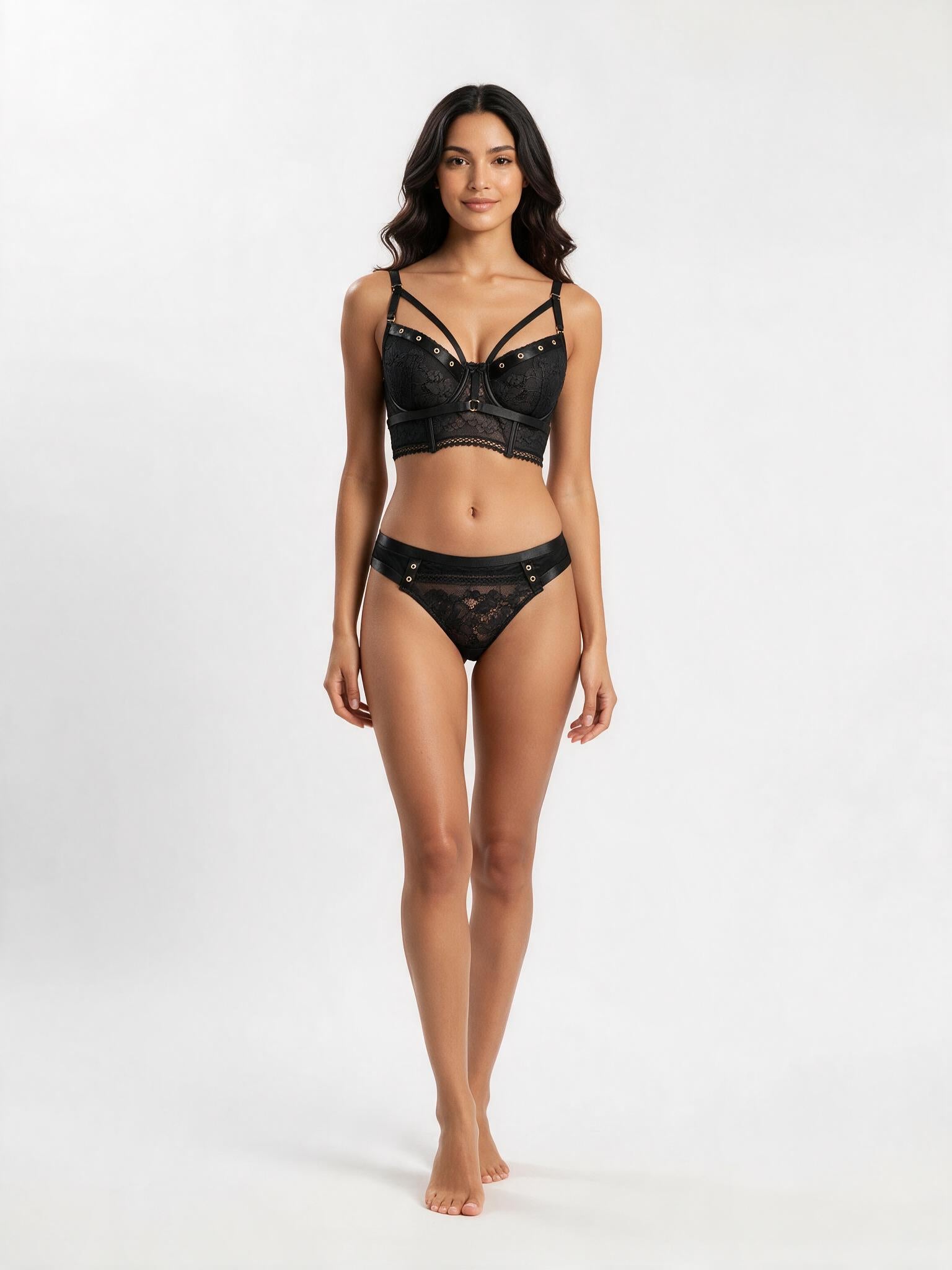 Ensemble Onyx, dentelle noire à lanières